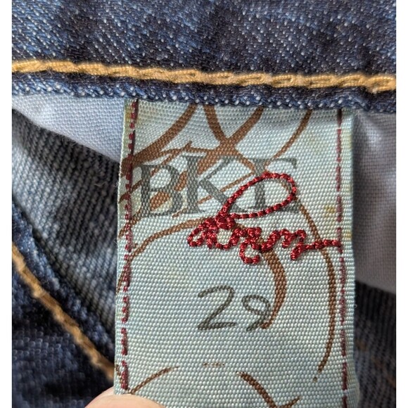 BKE Lexi Crop Jeans Womens 29 Blue Raw Hem Stretch Bling Buckle Denim Casual - Picture 6 of 10